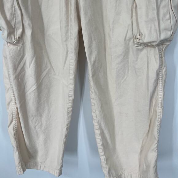 Madewell Garment-Dyed Low-Slung Straight Cargo Pants in Vintage Linen - Picture 5 of 11
